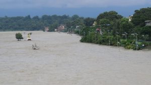 सप्तकोशीको बहाव ३०० मिटर फैलियो